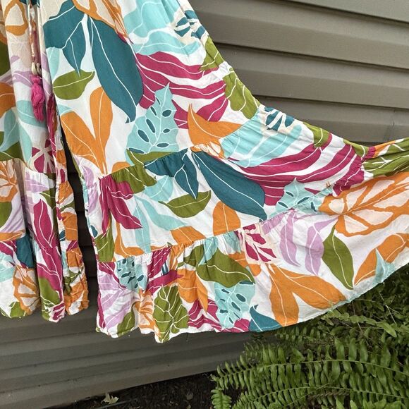 True Destinations Crop Wide Ruffle Leg Pants Size Medium Tropical Print Pull On - Picture 5 of 13